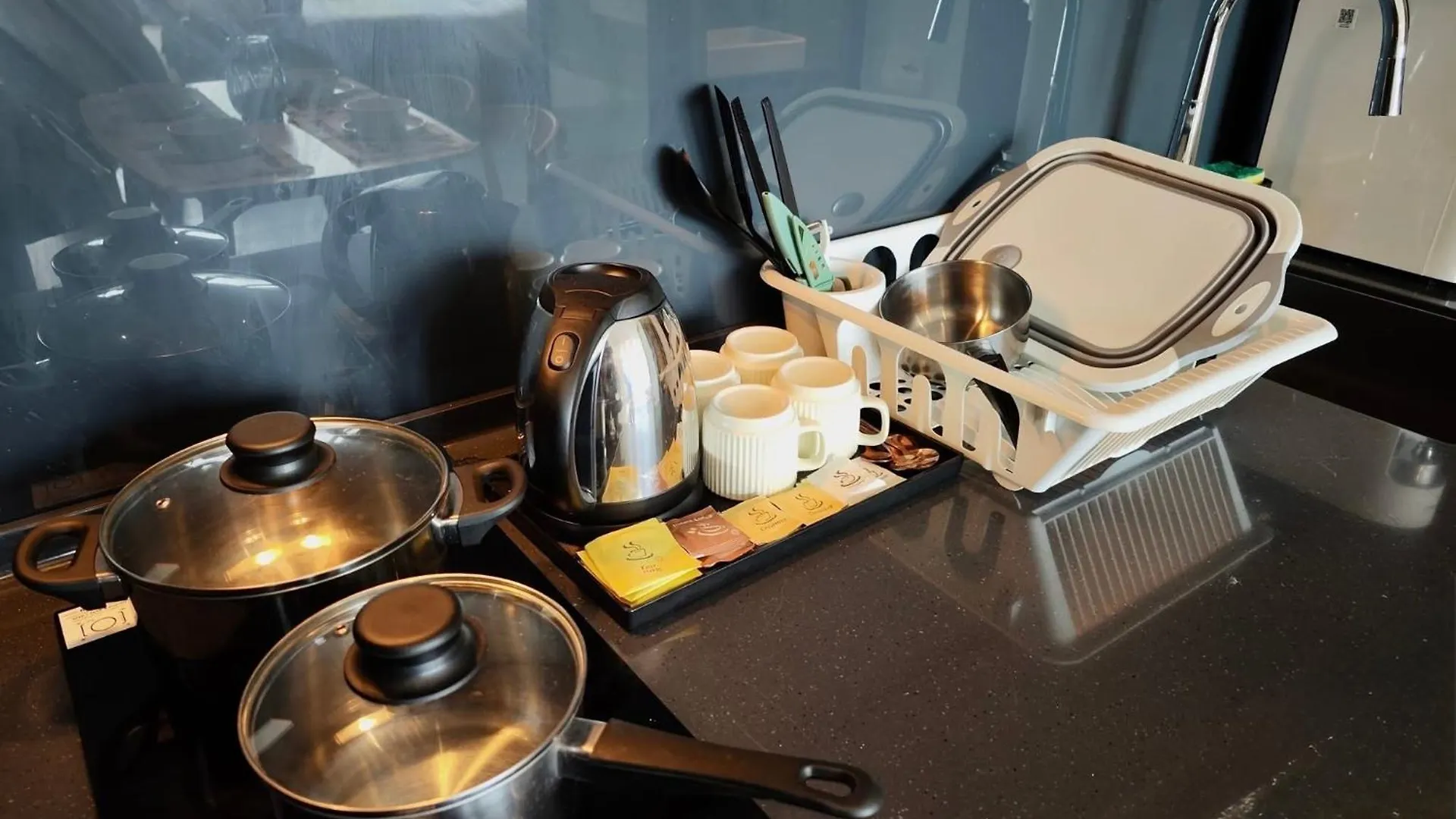 Scarletz Suites Klcc By City Home Kuala Lumpur Hotel