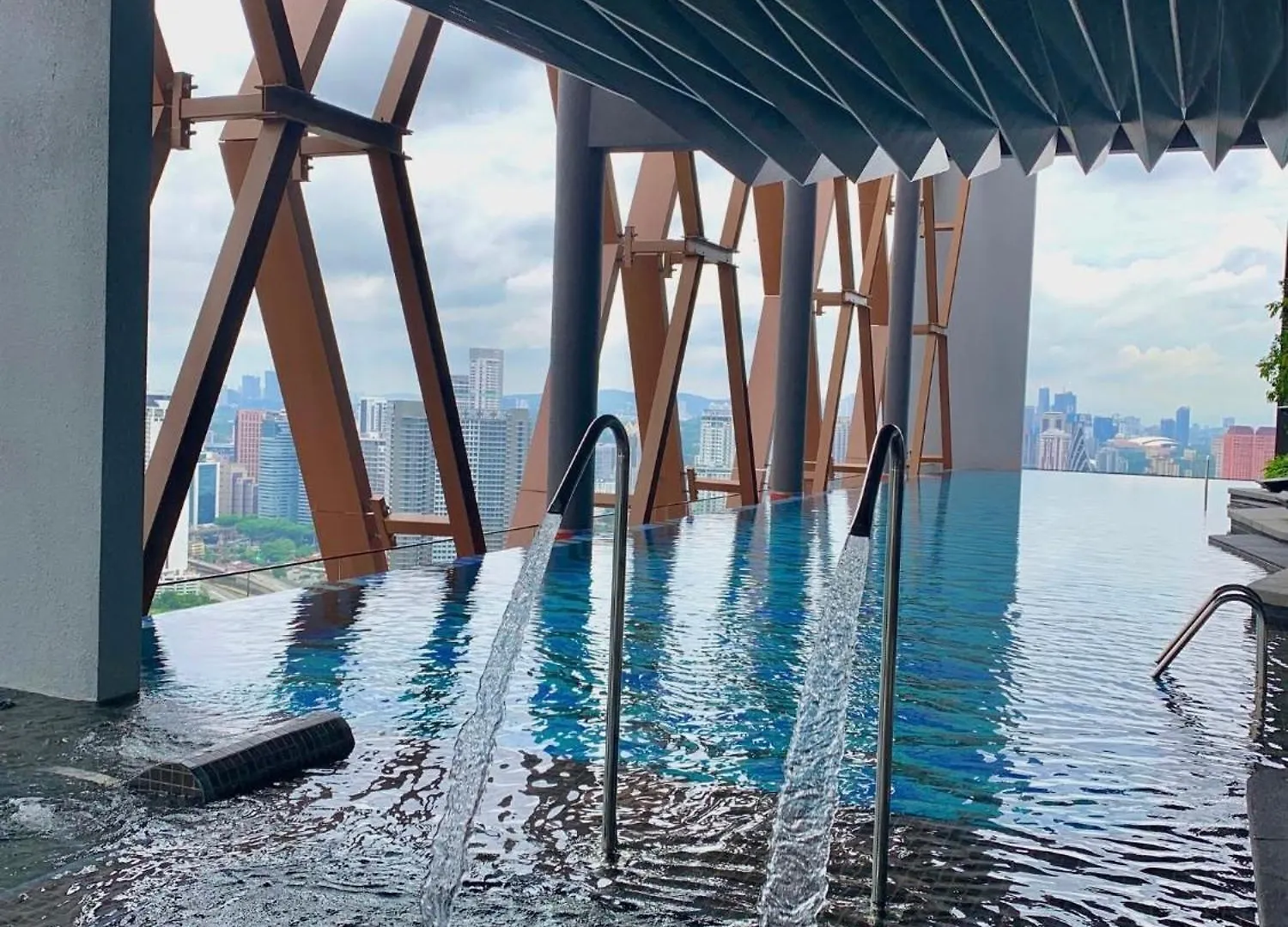 Scarletz Suites Klcc By City Home Kuala Lumpur