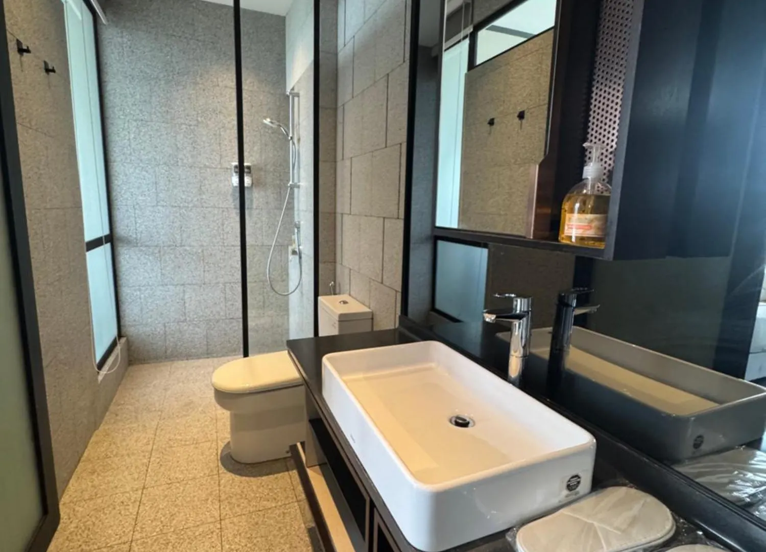 Hotel Scarletz Suites Klcc By City Home Kuala Lumpur