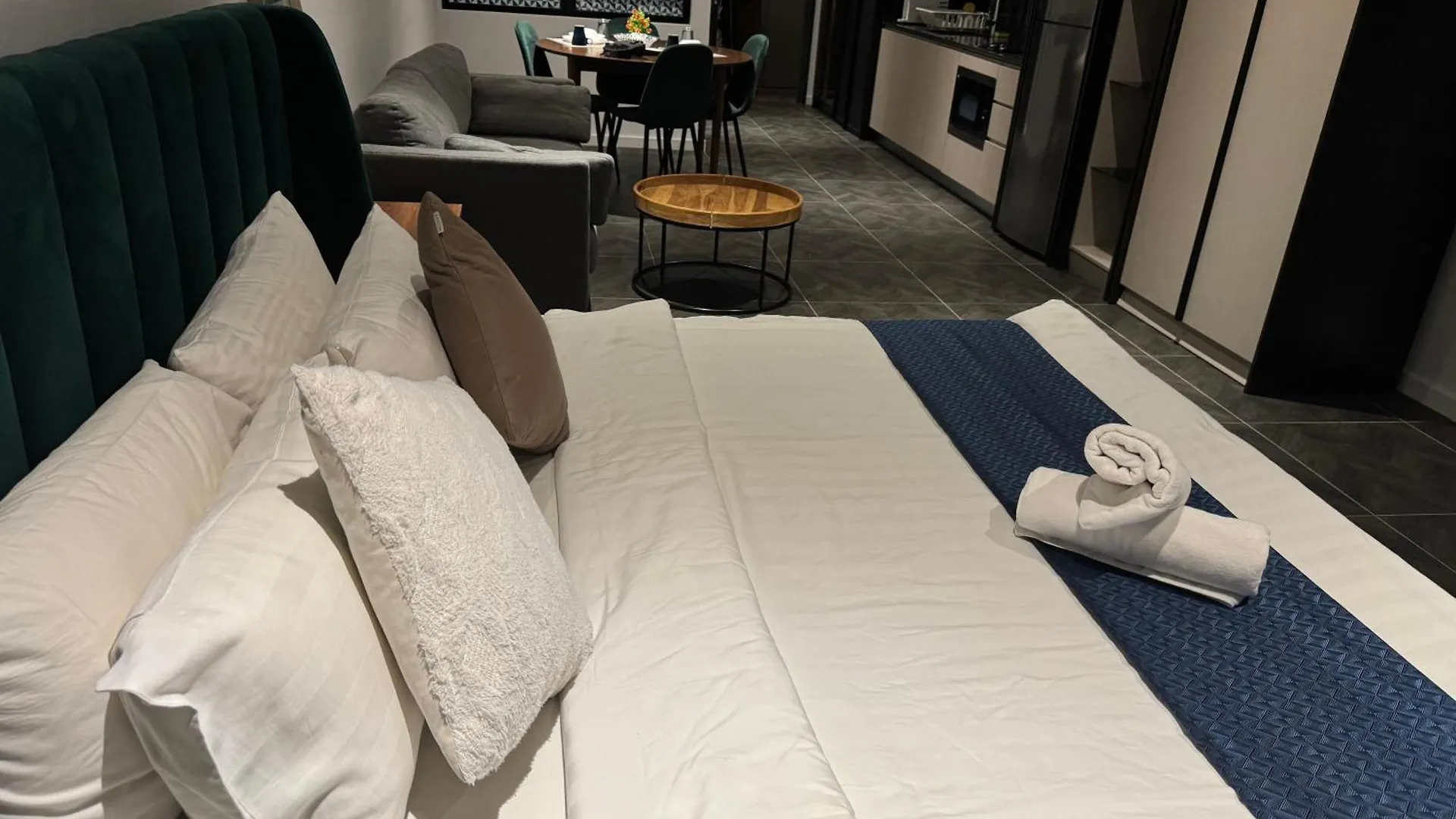 Scarletz Suites Klcc By City Home Kuala Lumpur