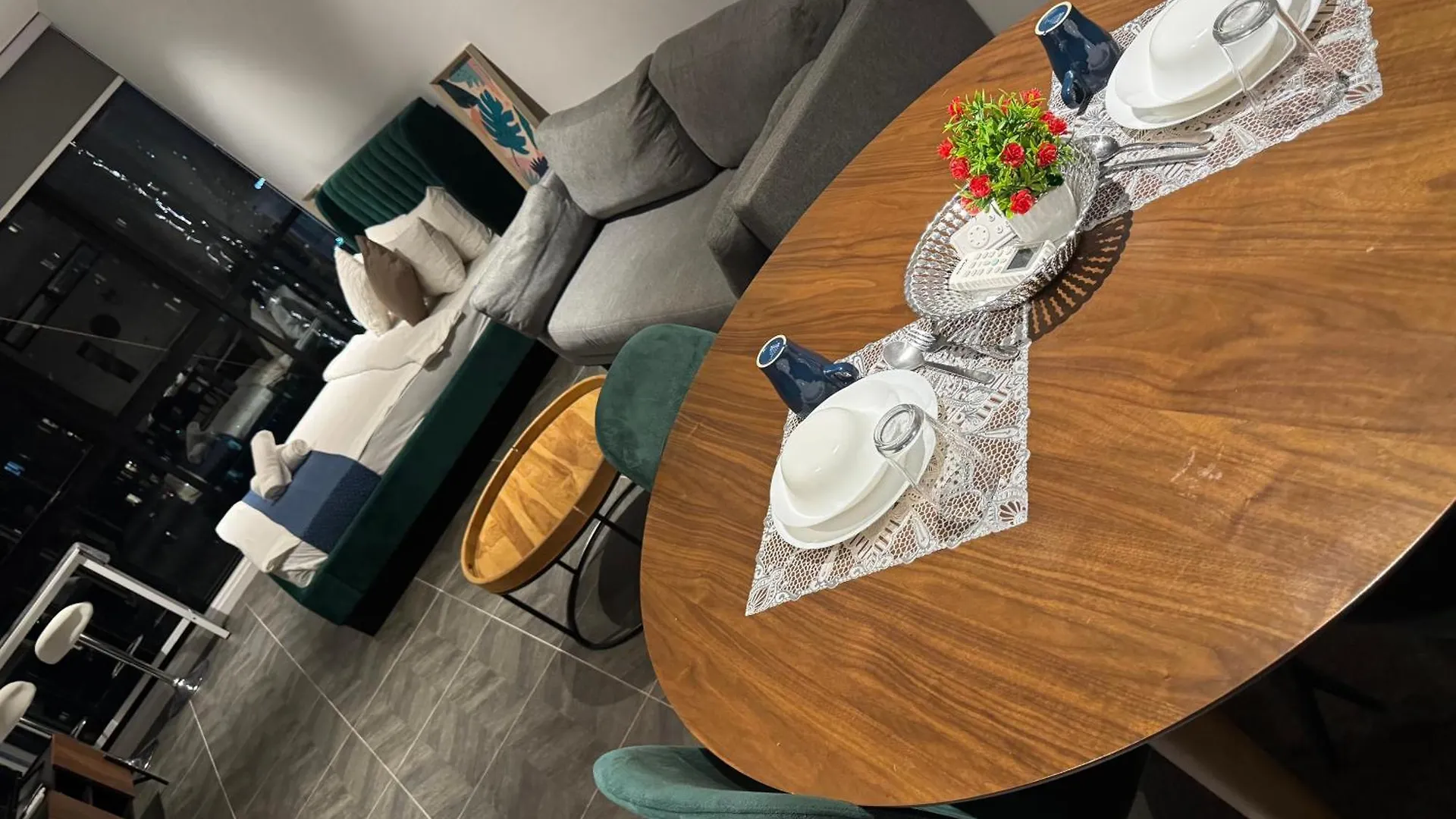 Hotel Scarletz Suites Klcc By City Home Kuala Lumpur
