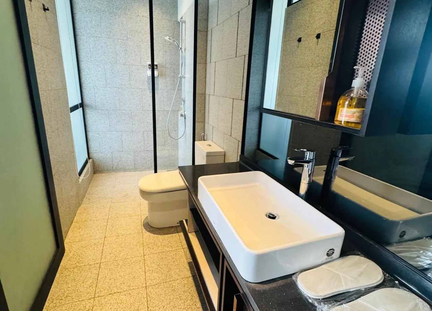 Scarletz Suites Klcc By City Home Kuala Lumpur